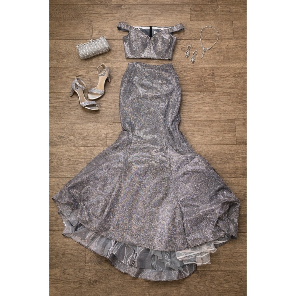 Rachel Allan Silver Metallic Two Piece Mermaid Prom Dress Hand‎ Beaded Size 8